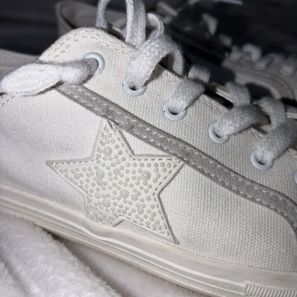 Vintage Havana Women‎ Alive Fashion Sneaker White Pearl 8.5 Designer Alternative